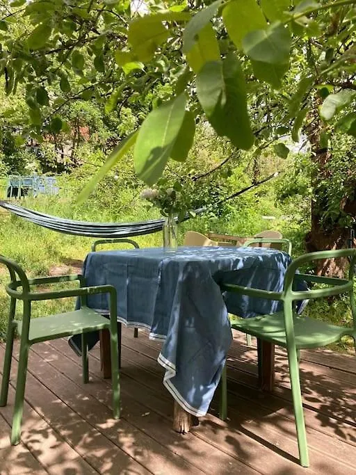 Riverfront Cabins In The Garden بوزنان فيلة